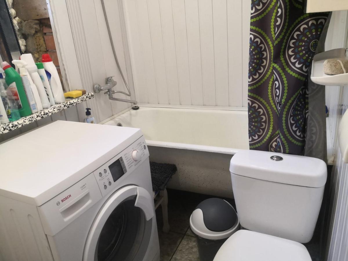 Hotel Kambario Nuoma Namelyje Kowno Zewnętrze zdjęcie